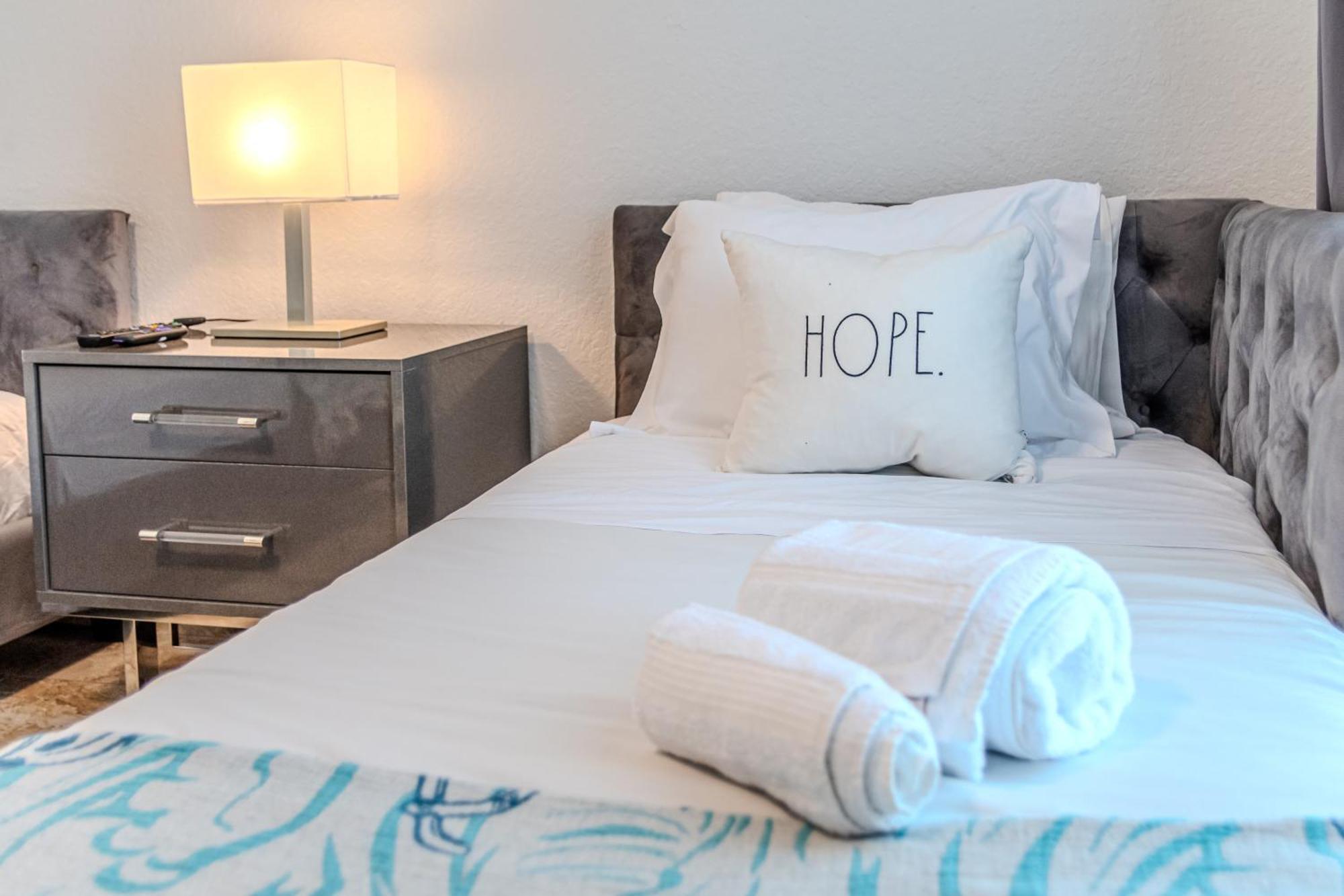 Apartment 3 Bedroom In Tuscana Resort , 15" From Disney Kissimmee Dış mekan fotoğraf