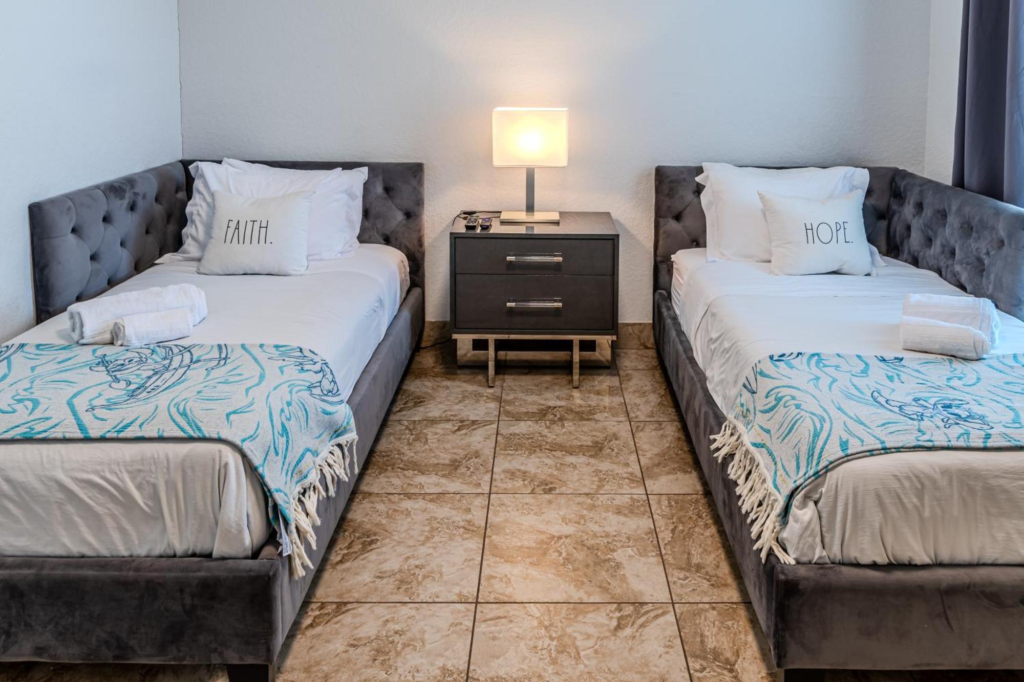 Apartment 3 Bedroom In Tuscana Resort , 15" From Disney Kissimmee Dış mekan fotoğraf