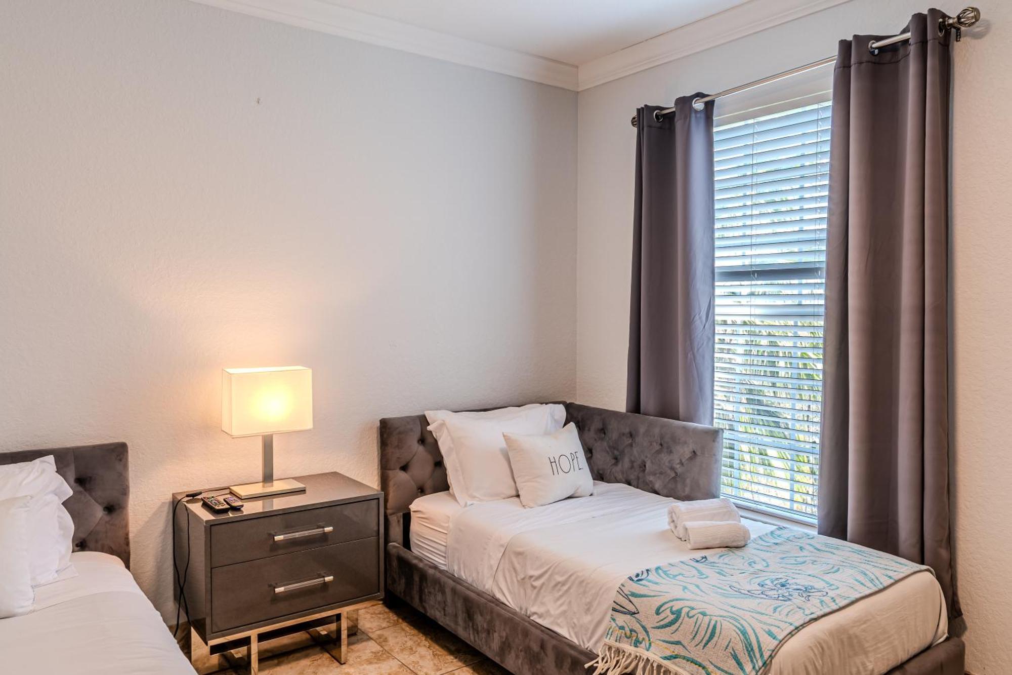 Apartment 3 Bedroom In Tuscana Resort , 15" From Disney Kissimmee Dış mekan fotoğraf