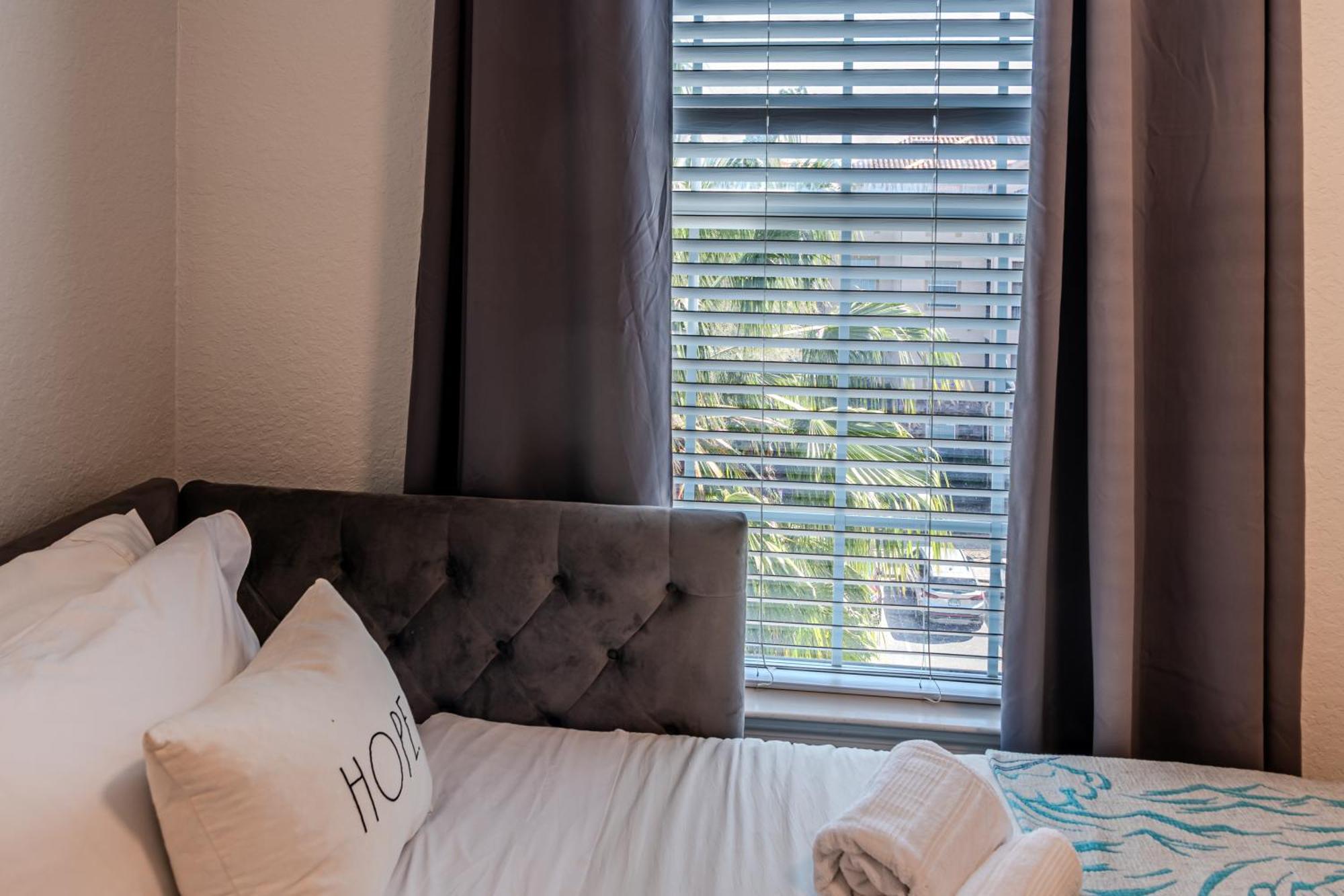 Apartment 3 Bedroom In Tuscana Resort , 15" From Disney Kissimmee Dış mekan fotoğraf
